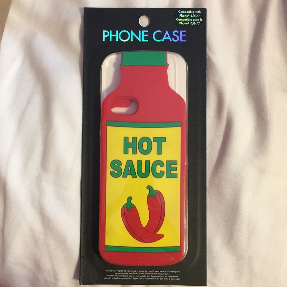 Hot sauce phone case from forever 21